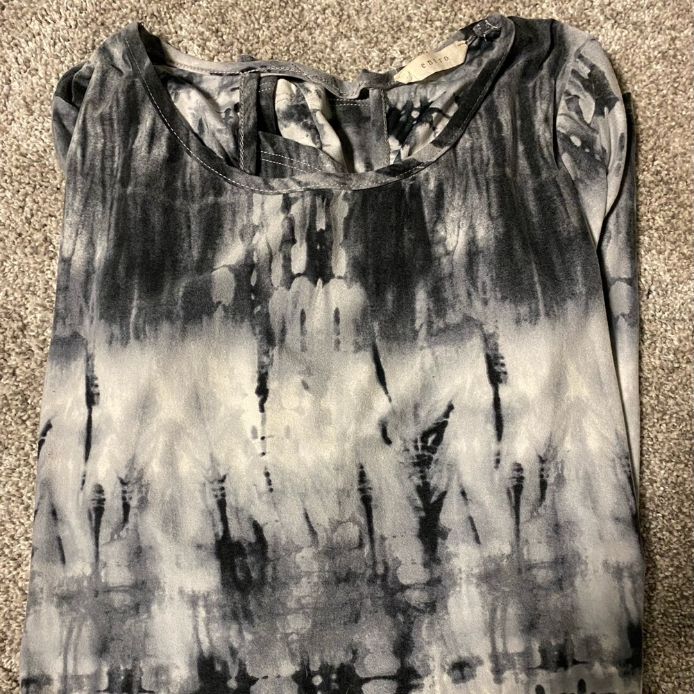 Women’s Entro Charcoal and Black Tie Dyed Open Back Keyhole Dress. Size Large